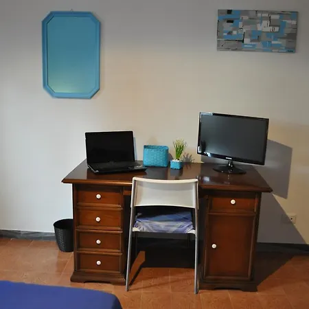 B&B Easyroom *