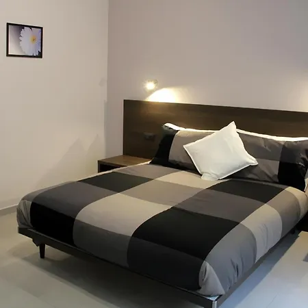 Easyroom - Casello Autostradale Bed & Breakfast