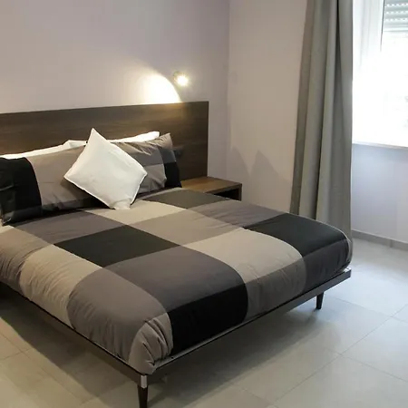 Easyroom - Casello Autostradale Bed & Breakfast