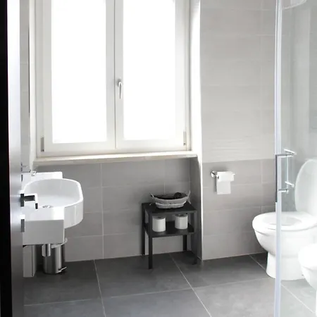 Easyroom - Casello Autostradale 3*