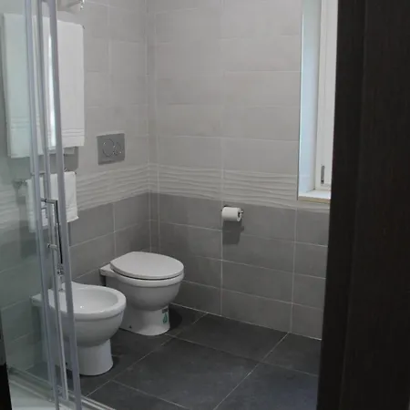 Easyroom - Casello Autostradale Bed & Breakfast Frosinone